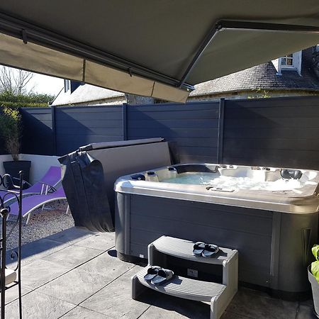 Gite Merlin Spa Privatif Et Sauna Trélévern Exteriör bild